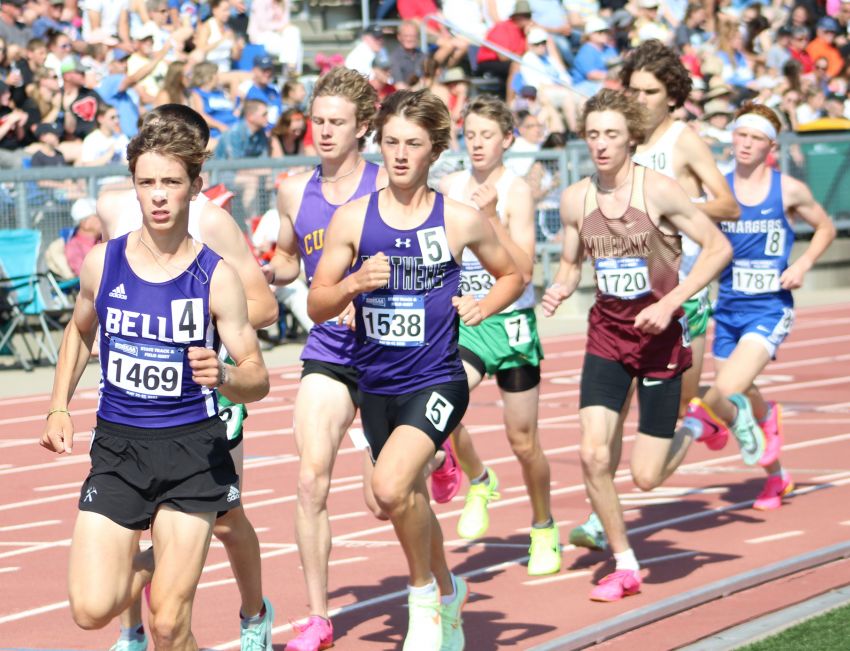 Lane Krautschun anchors Belle Fourche to a top Class A sprint medley relay time